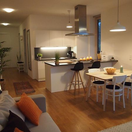 Apartment Schlosspark Am Traunsee Altmünster エクステリア 写真